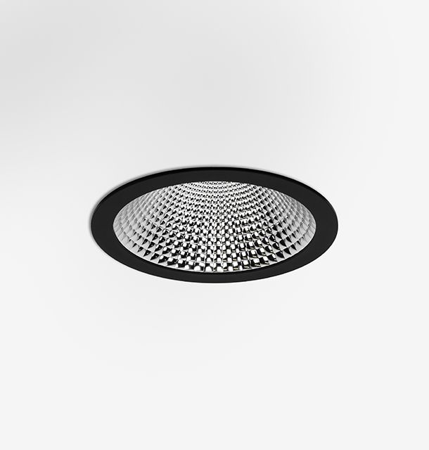 Giro206 Black_TH.jpg